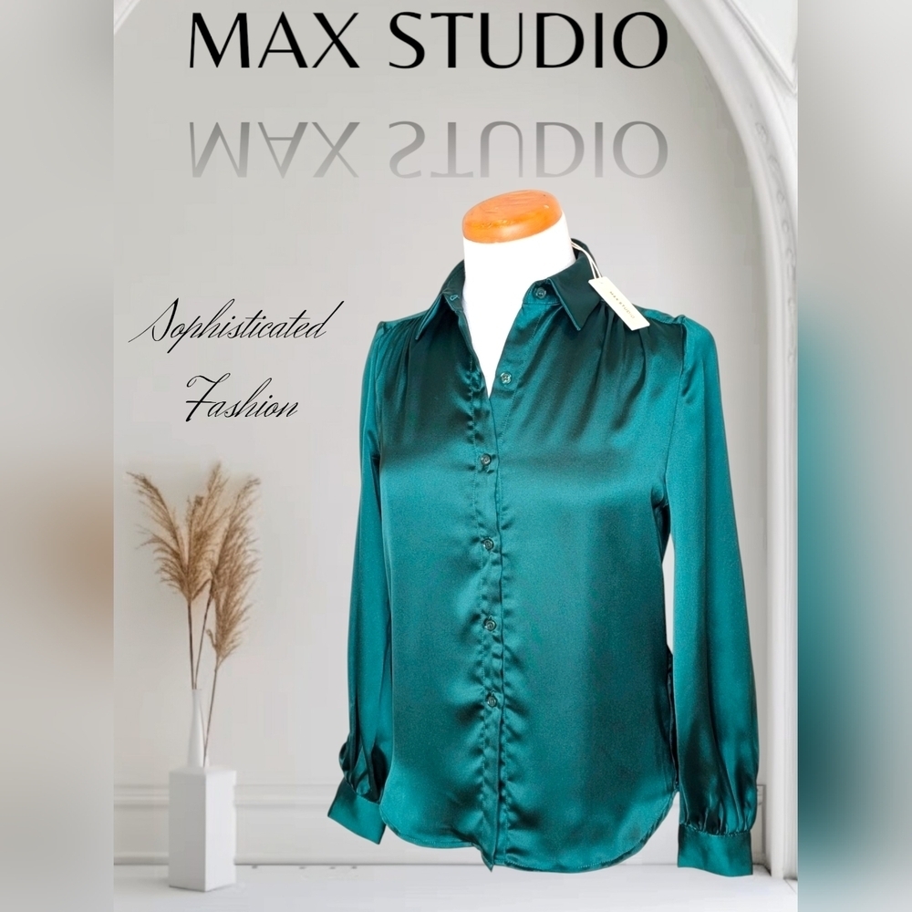 MAX STUDIO Emerald Green Blouse Polyester Women's Long Sleeve Size XS - Picture 1 of 17